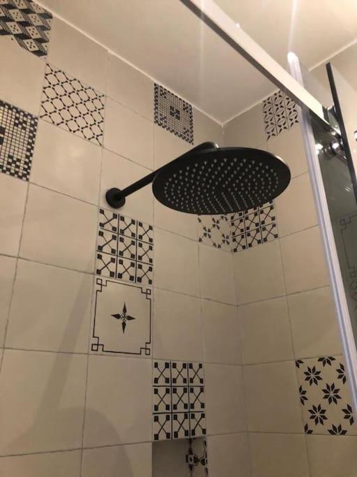 Locus Pendinelli Trani Bed & Breakfast Luaran gambar